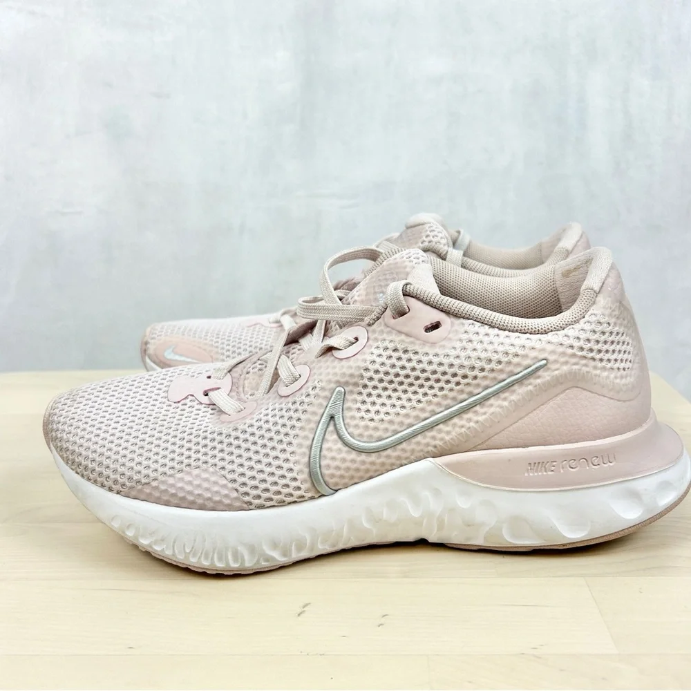NIKE Renew Pink Running Shoes Size 6 Lace Up Gym Athleisure Comfort Lightweight - Picture 3 of 8